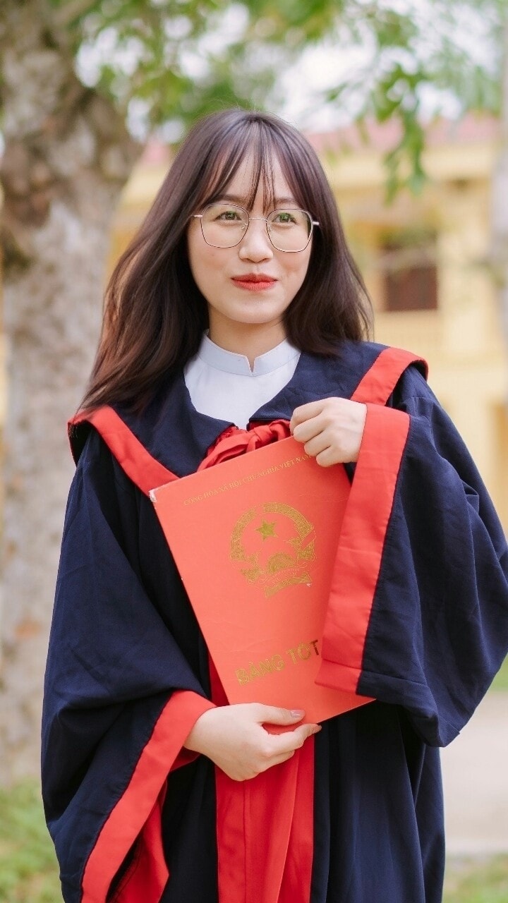 Quỳnh Như, sinh viên năm nhất Đại học Hồng Đức (Thanh Hóa)  - là một trong số 142 học sinh, sinh viên, thanh niên DTTS xuất sắc, tiêu biểu năm 2022