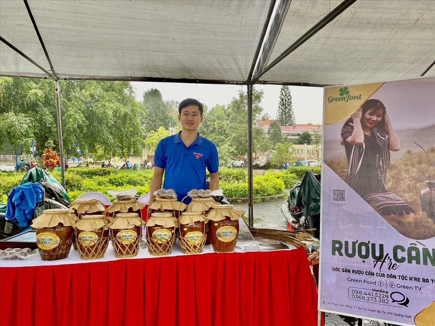 Rượu cần H’re Food - đặc sản rượu cần hương vị truyền thống của đồng bào dân tộc H're (huyện Ba Tơ). Rượu cần H’re Food - đặc sản rượu cần hương vị truyền thống của đồng bào dân tộc H're (huyện Ba Tơ).