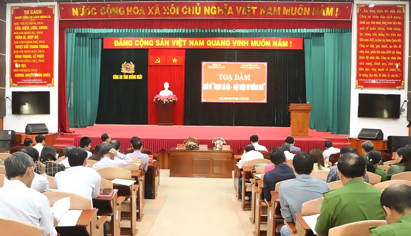 (Chuyên đề Thông tin đối ngoại) Tạo sự chuyển biến trong nhận thức của toàn xã hội về các quyền con người
