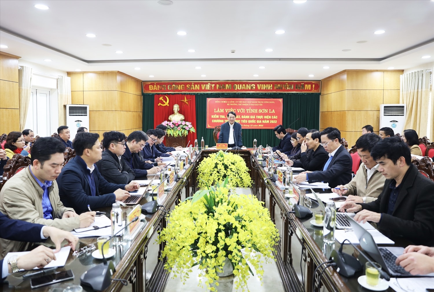 Toàn cảnh buổi làm việc Toàn cảnh buổi làm việc