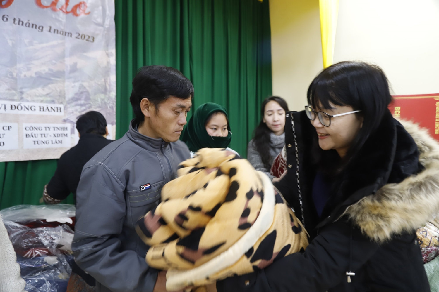 Báo Dân tộc và Phát triển tổ chức Chương trình Xuân ấm vùng cao tại Hà Giang 17