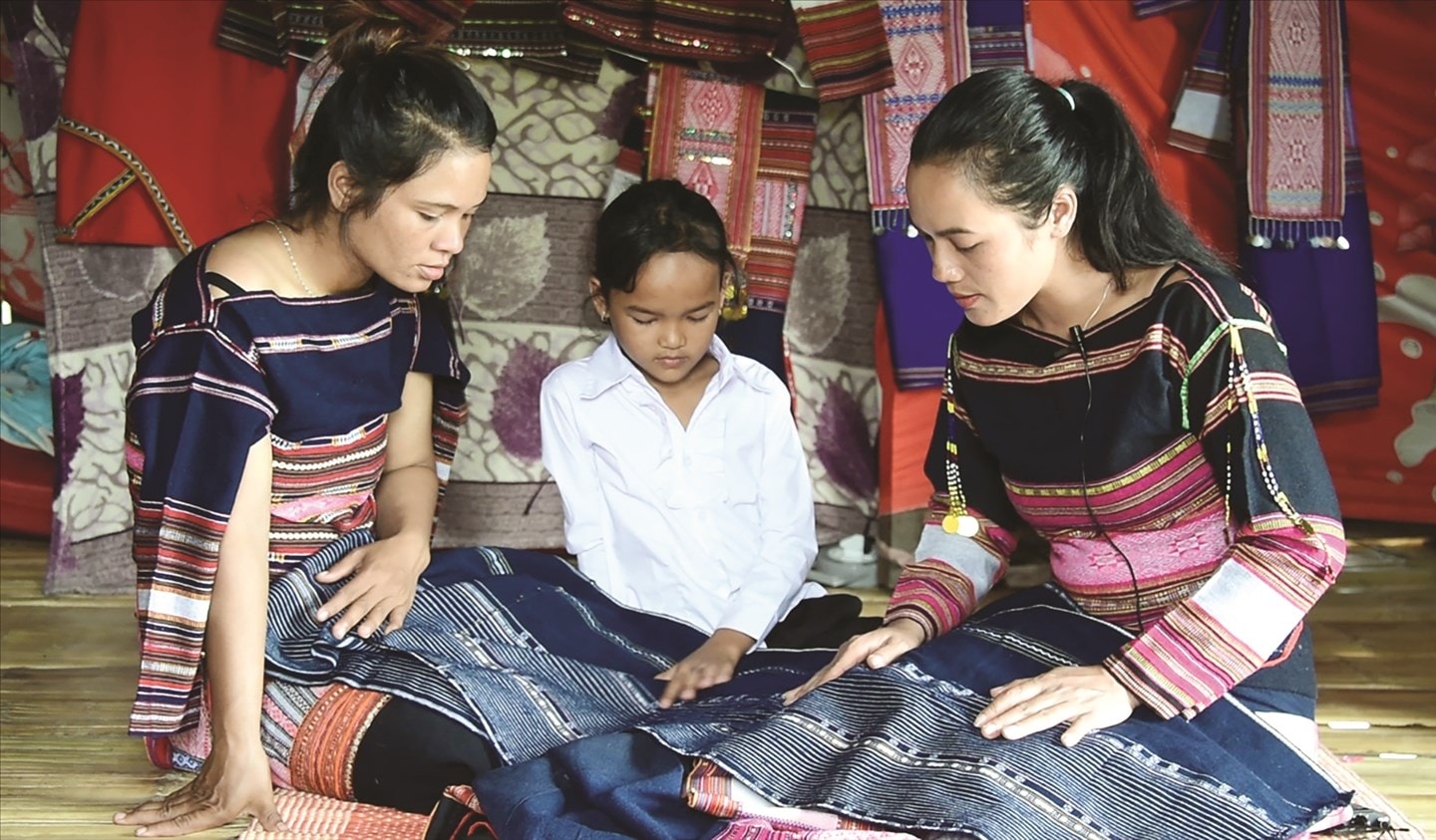 Đối với người DTTS ở Gia Lai nói riêng và Tây Nguyên nói chung, văn hóa truyền thống dân tộc chính là điều quý báu nhất mà họ có được và muốn gìn giữ đến tận mai sau