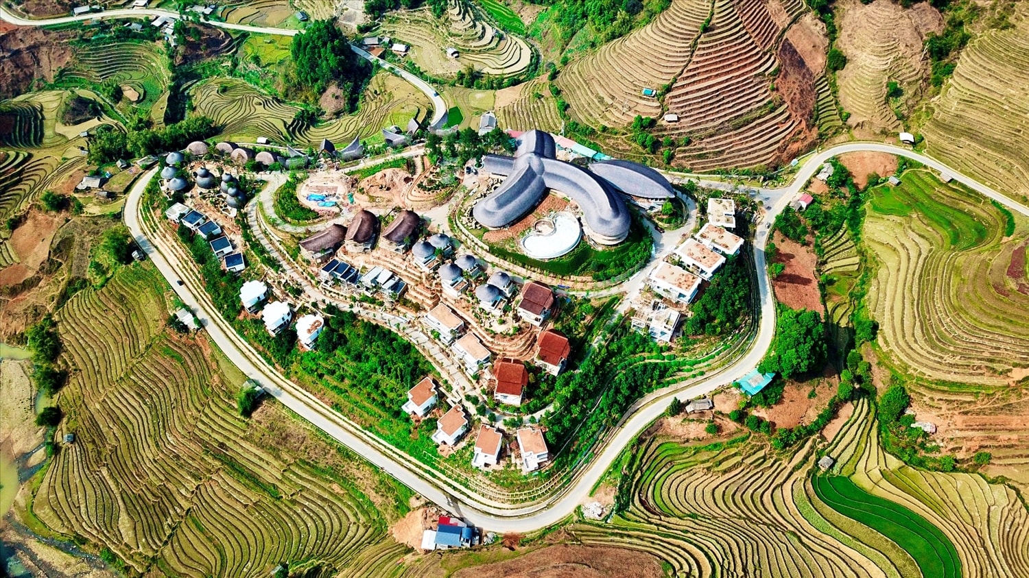  Khu du lịch ngắm ruộng bậc thang ở La Pán Tẩn của Công ty Du lịch xanh Thịnh Đạt.  Ảnh: Lê Đức Dục