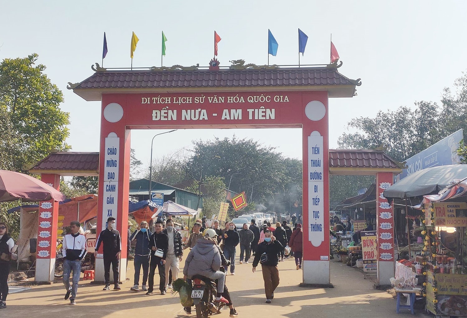 Đền Nưa -Am Tiên được xem là huyệt đạo linh thiêng bậc nhất Việt Nam Đền Nưa -Am Tiên được xem là huyệt đạo linh thiêng bậc nhất Việt Nam