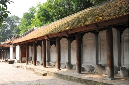 Bảo vật quốc gia: 82 bia Tiến sĩ Văn Miếu - Quốc Tử Giám, Hà Nội (Niên đại: 1484 - 1780), hiện lưu giữ tại Di tích lịch sử và kiến trúc nghệ thuật Văn Miếu - Quốc Tử Giám, Thành phố Hà Nội).