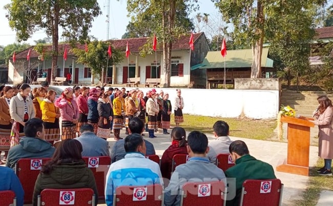 Những ngày đầu năm, Hội Nông dân huyện Quỳ Châu (Nghệ An) đã phối hợp với UBND huyện này tổ chức Lễ hội Lồng Tồng (Lễ hội xuống đồng) và Tết trồng cây tại bản Đồng Minh (xã Châu Hạnh, huyện Quỳ Châu). Đây là một nét văn hóa đặc sắc, độc đáo của đồng bào dân tộc Thái ở Nghệ An