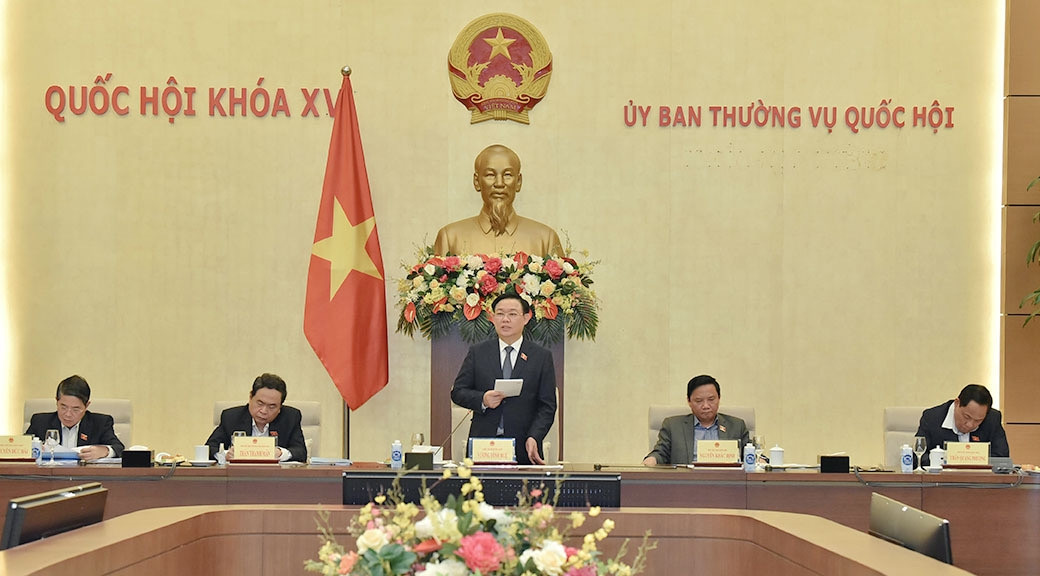 Chủ tịch Quốc hội Vương Đình Huệ chủ trì Hội nghị. Ảnh: Lâm Hiển