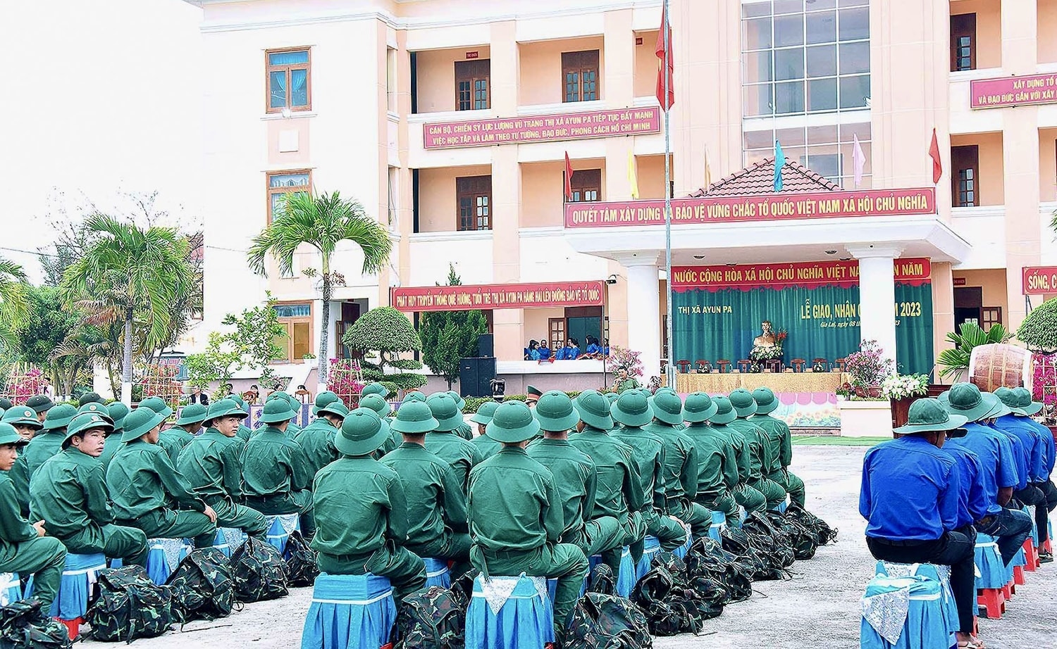 Ngày hội tòng quân tại Gia Lai diễn ra trang trọng, an toàn trong không khí vui tươi, phấn khởi 