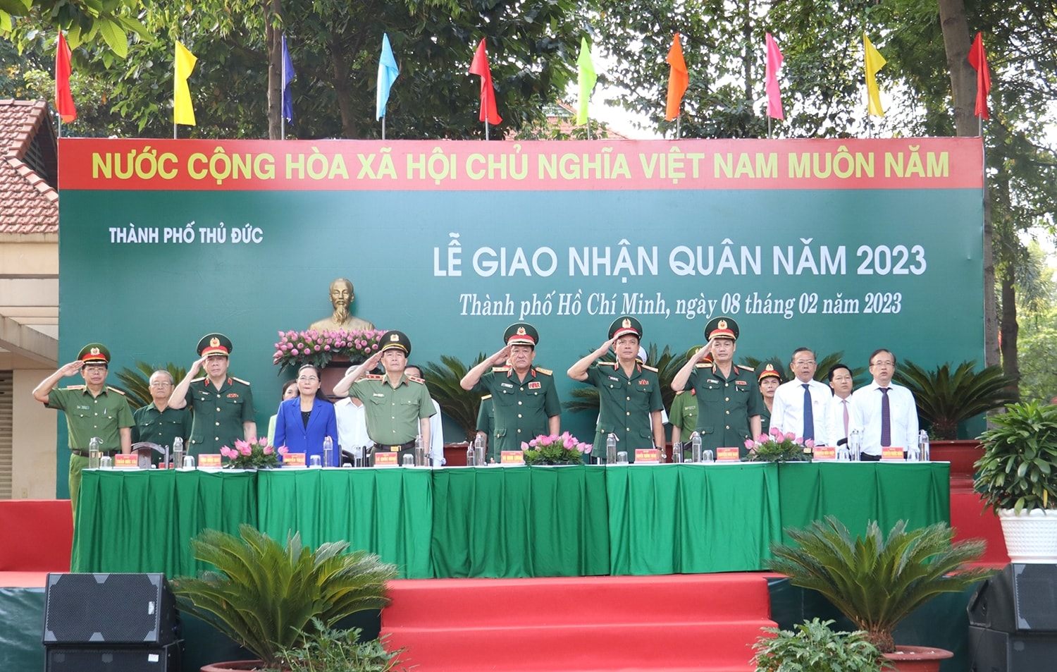 Tp. Thủ Đức được chọn làm nơi giao nhận quân điểm trong đợt này Tp. Thủ Đức được chọn làm nơi giao nhận quân điểm trong đợt này