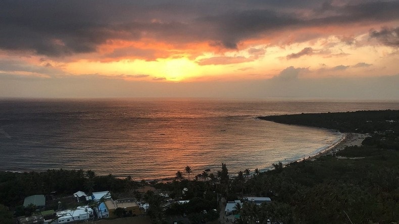 Hoàng hôn trên bán đảo Hằng Xuân. (Ảnh: Tripadvisor) Hoàng hôn trên bán đảo Hằng Xuân. (Ảnh: Tripadvisor)