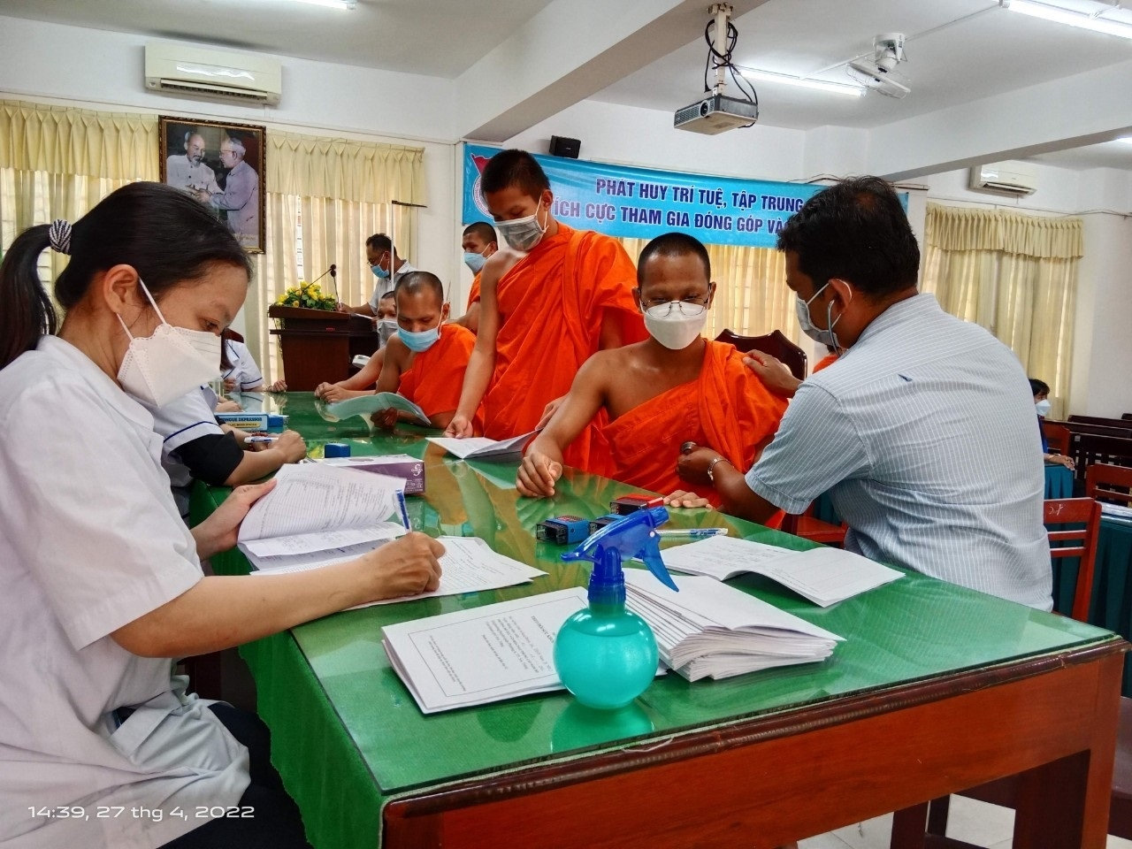 Công tác chăm sóc sức khỏe cho các vị tăng sinh theo học tại Trường BTVH Pali Trung cấp Nam bộ luôn được quan tâm