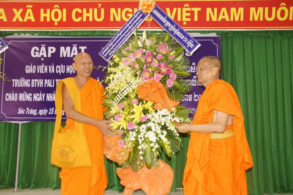 Trường BTVH Pali Trung cấp Nam bộ ngoài giảng dạy văn hóa, trường còn có nhiệm vụ giáo dục chính trị tư tưởng cho các vị sư sãi