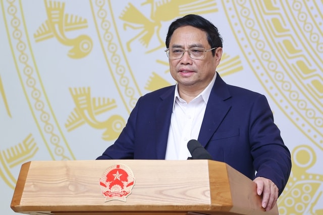 TỔNG THUẬT: Thủ tướng chủ trì Hội nghị toàn quốc đôn đốc đẩy mạnh giải ngân đầu tư công và thực hiện Chương trình phục hồi, phát triển KTXH - Ảnh 4. TỔNG THUẬT: Thủ tướng chủ trì Hội nghị toàn quốc đôn đốc đẩy mạnh giải ngân đầu tư công và thực hiện Chương trình phục hồi, phát triển KTXH - Ảnh 4.