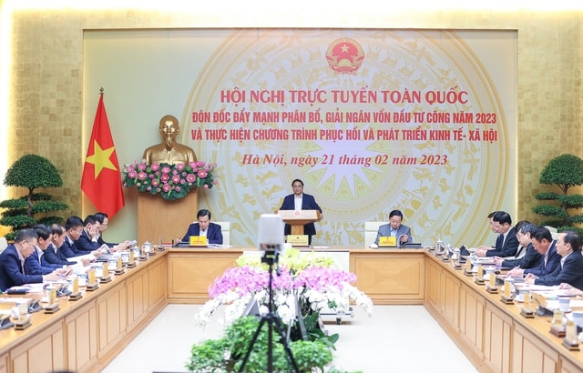 TỔNG THUẬT: Thủ tướng chủ trì Hội nghị toàn quốc đôn đốc đẩy mạnh giải ngân đầu tư công và thực hiện Chương trình phục hồi, phát triển KTXH - Ảnh 3. TỔNG THUẬT: Thủ tướng chủ trì Hội nghị toàn quốc đôn đốc đẩy mạnh giải ngân đầu tư công và thực hiện Chương trình phục hồi, phát triển KTXH - Ảnh 3.