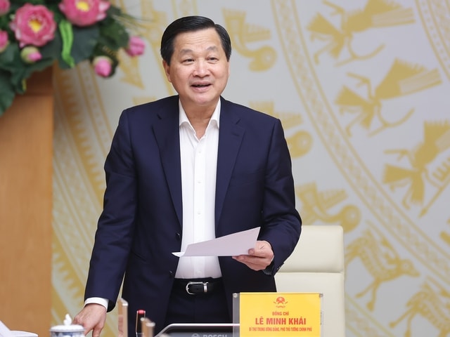 Thủ tướng: Đầu tư công phải có trọng tâm, trọng điểm, không dàn trải, phát huy vai trò nguồn lực, động lực phát triển - Ảnh 4. Thủ tướng: Đầu tư công phải có trọng tâm, trọng điểm, không dàn trải, phát huy vai trò nguồn lực, động lực phát triển - Ảnh 4.
