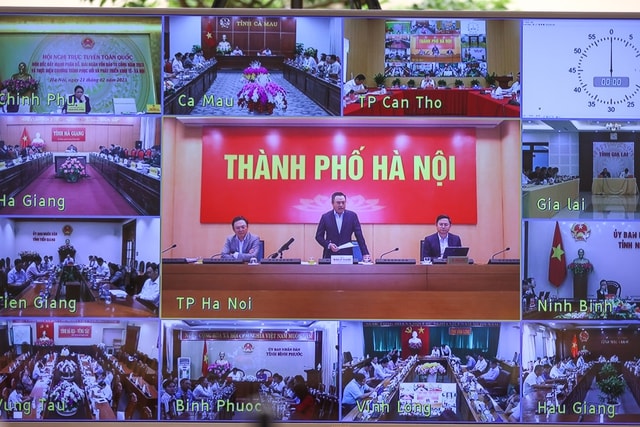 Thủ tướng: Đầu tư công phải có trọng tâm, trọng điểm, không dàn trải, phát huy vai trò nguồn lực, động lực phát triển - Ảnh 7. Thủ tướng: Đầu tư công phải có trọng tâm, trọng điểm, không dàn trải, phát huy vai trò nguồn lực, động lực phát triển - Ảnh 7.