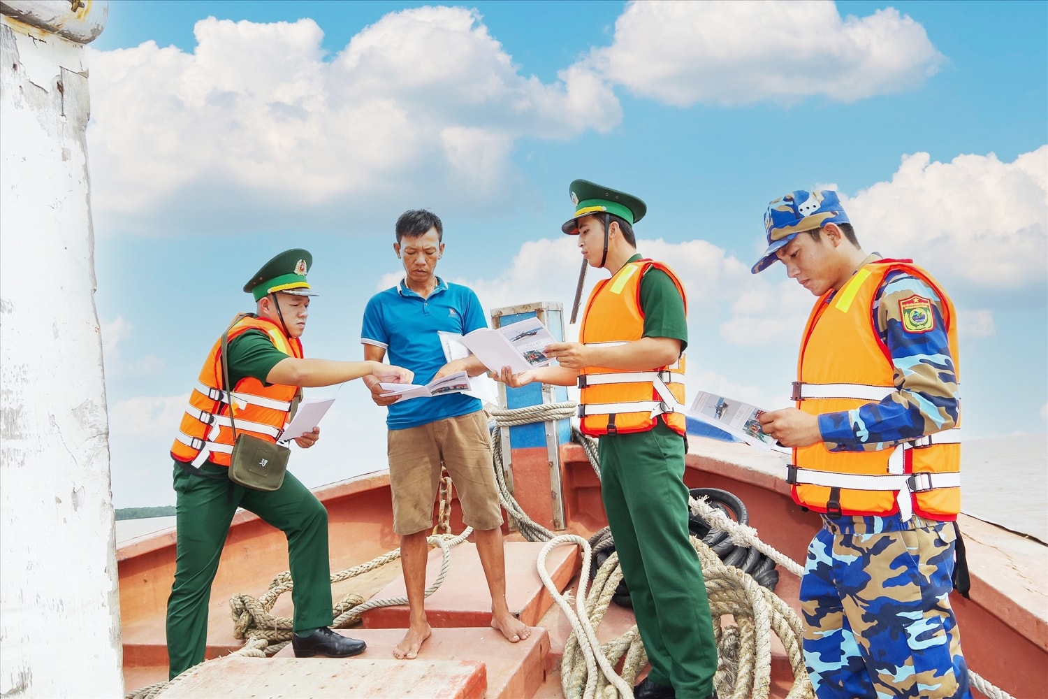 Sóc Trăng quyết liệt trong chống khai thác thủy sản trái phép