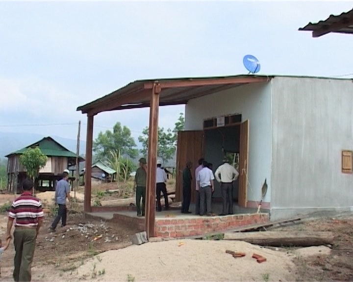 Giai đoạn 2021 – 2025: Kon Tum phấn đấu hỗ trợ xây dựng nhà mới, sửa chữa nhà ở cho 876 hộ nghèo và cận nghèo. (Ảnh MH)) Giai đoạn 2021 – 2025: Kon Tum phấn đấu hỗ trợ xây dựng nhà mới, sửa chữa nhà ở cho 876 hộ nghèo và cận nghèo. (Ảnh MH))