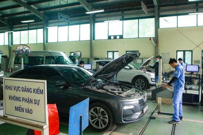 Chính thức miễn kiểm định ô tô mới, kéo dài chu kỳ đăng kiểm cho xe gia đình. Ảnh minh họa