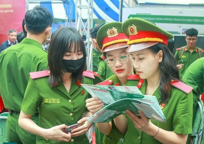 (Tổng hợp) Bộ Công an chính thức ban hành Hướng dẫn tuyển sinh ngành công an năm 2023 1