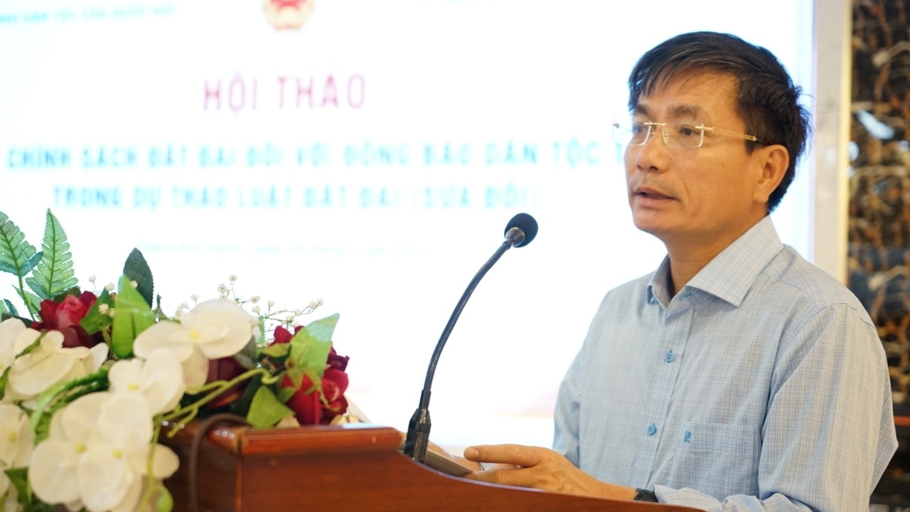 Ông Nguyễn Ngọc Sâm - Phó Chủ tịch UBND tỉnh Kon Tum ý kiến về những vướng mắc trong thực hiện chính sách giải quyết đất ở, đất sản xuất đồng bào DTTS