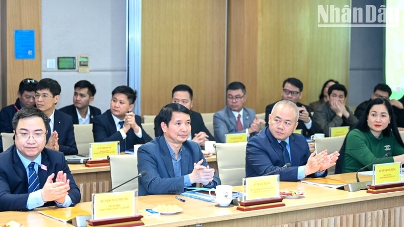 Các đại biểu dự buổi làm việc. (Ảnh: Duy Linh) Các đại biểu dự buổi làm việc. (Ảnh: Duy Linh)
