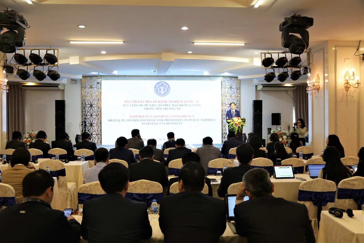 Toàn cảnh Hội nghị