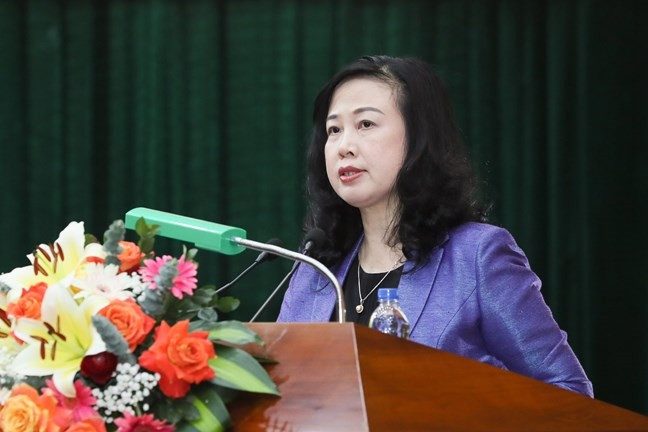 Ủy viên Trung ương Đảng, Bí thư Ban Cán sự Đảng, Bộ trưởng Bộ Y tế Đào Hồng Lan phát biểu tại Hội nghị (Ảnh Quang Vinh)