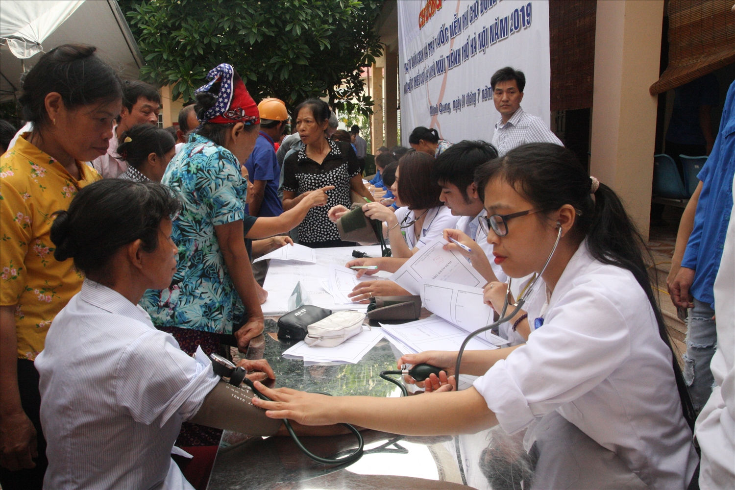 Nhiều địa phương miền núi khó đạt chỉ tiêu về y tế