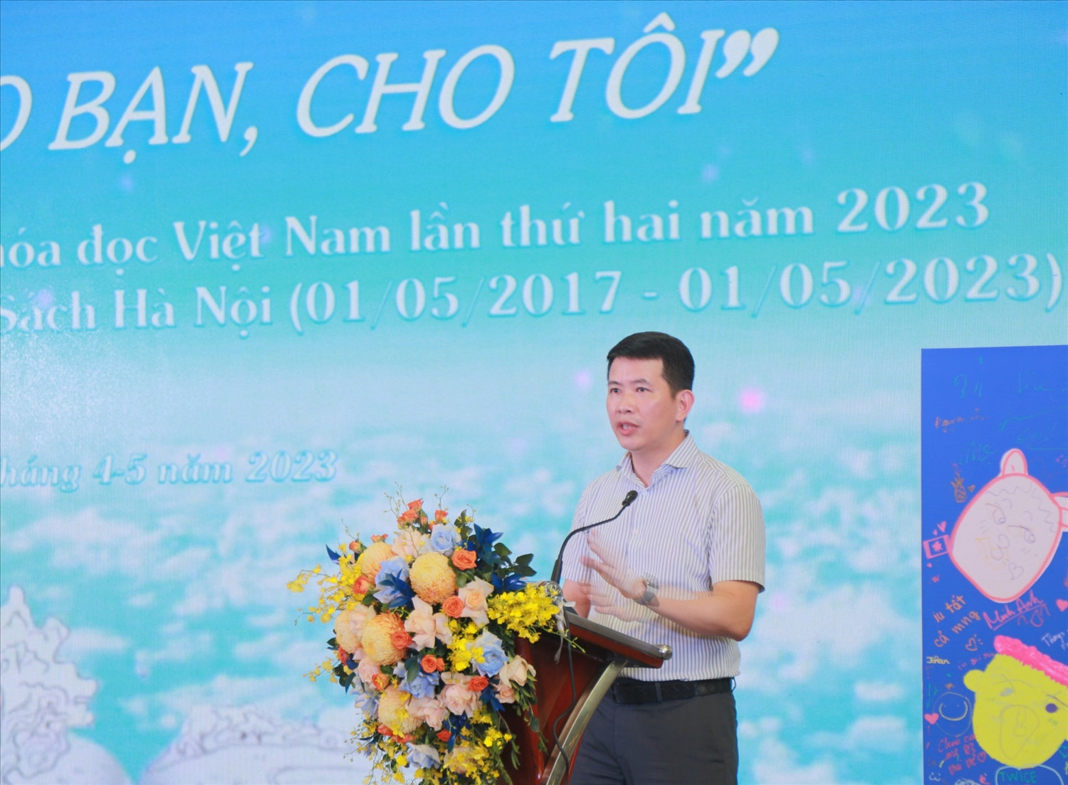 Phó Bí thư Quận ủy, Chủ tịch UBND quận Hoàn Kiếm Phạm Tuấn Long phát biểu khai mạc