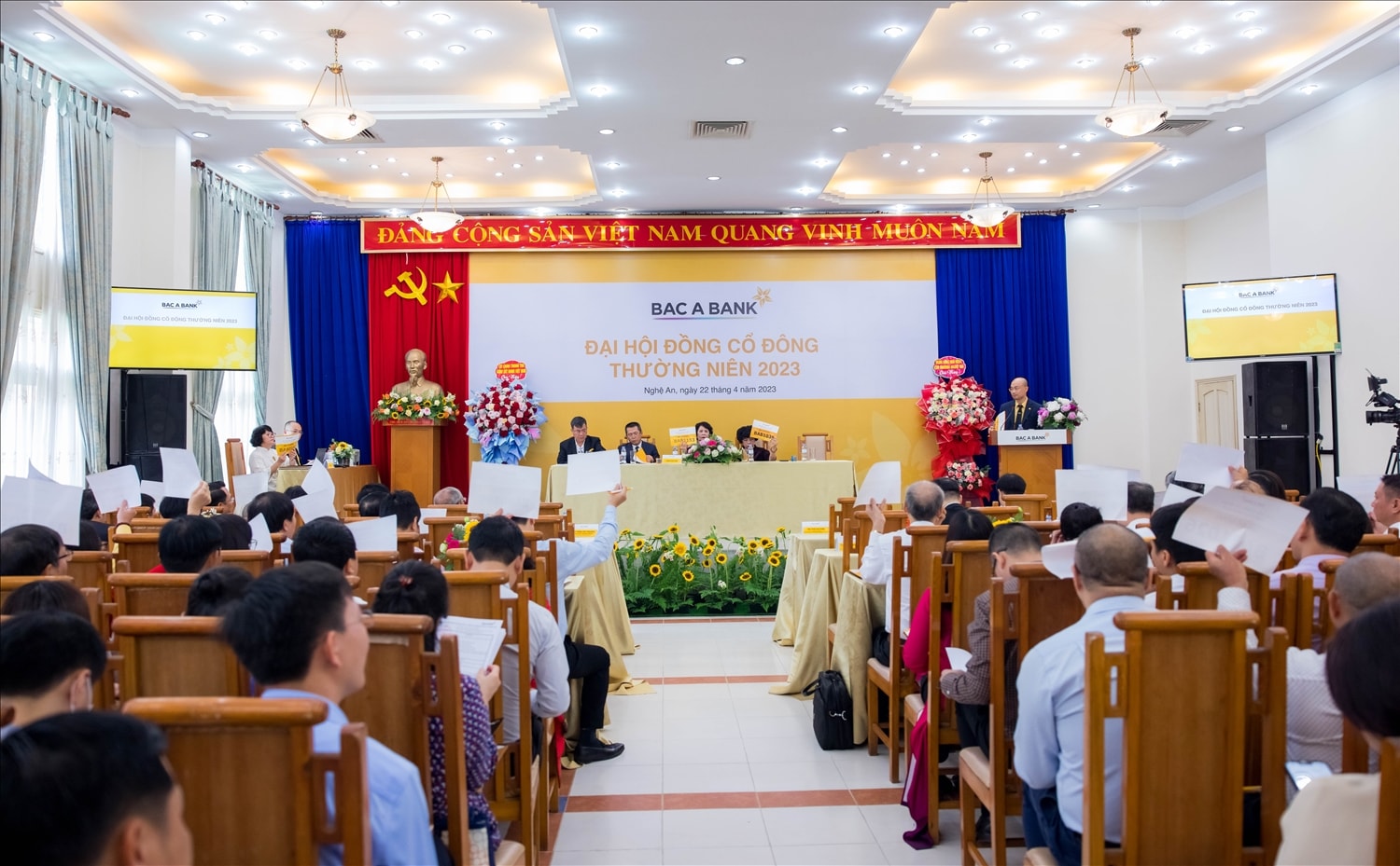 Toàn cảnh Đại hội