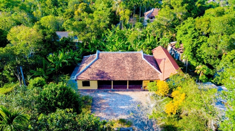 Kiến trúc nhà rường cổ làm cho Phước Tích có sức hút lạ kỳ.
