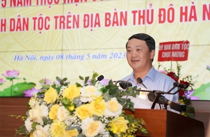 Bộ trưởng, Chủ nhiệm UBDT Hầu A Lềnh phát biểu tại Hội nghị