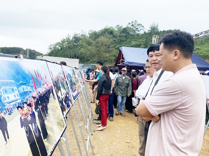 Triển lãm thu hút đông đảo khách tham quan Triển lãm thu hút đông đảo khách tham quan