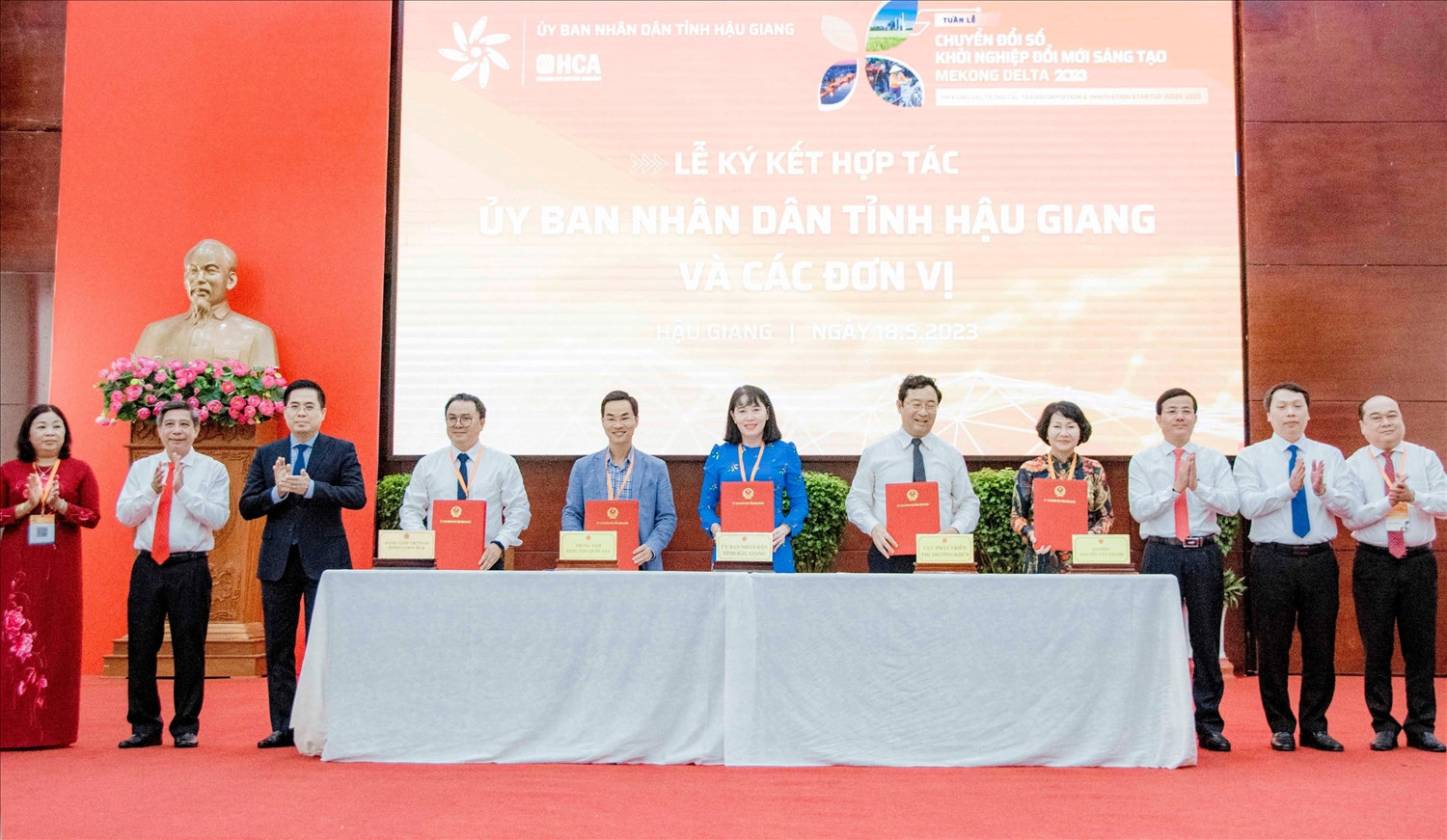 Lễ ký kết hợp tác thúc đẩy các hoạt động khởi nghiệp đổi mới sáng tạo giữa UBND tỉnh Hậu Giang với các đơn vị
