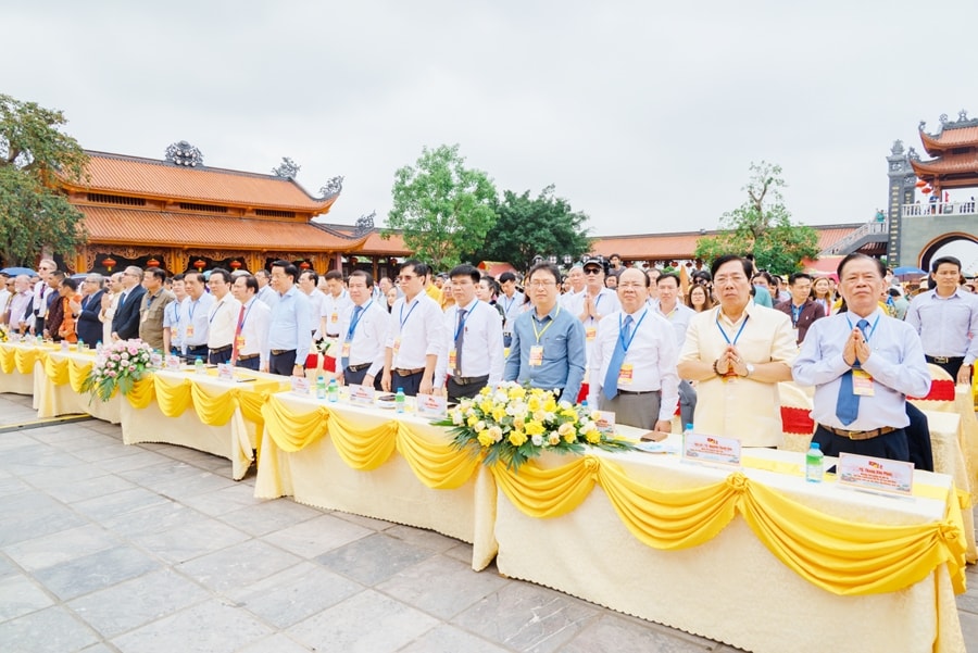 Đại diện lãnh đạo nhiều cơ quan ban, ngành Trung ương và địa phương tham dự Đại lễ 