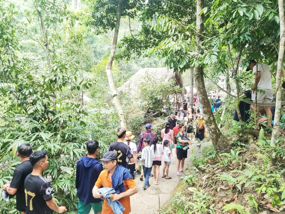Đến với Lễ hội Chí Linh Sơn, du khách không quên ghé thăm Khu du lịch sinh thái thác Ma Hao Đến với Lễ hội Chí Linh Sơn, du khách không quên ghé thăm Khu du lịch sinh thái thác Ma Hao
