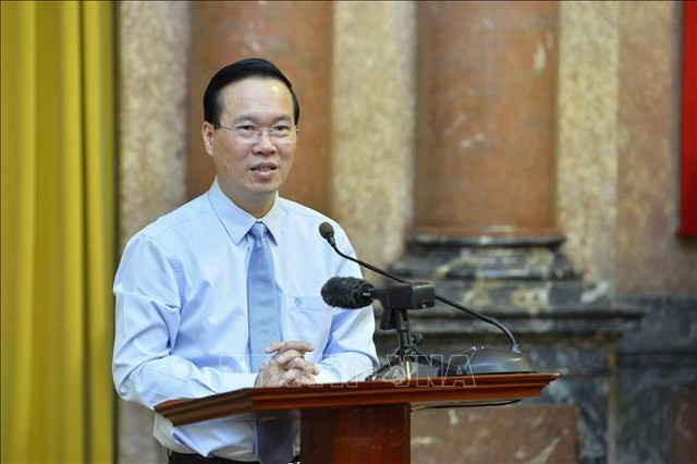 Chủ tịch nước Võ Văn Thưởng chúc mừng, biểu dương các thanh niên tiên tiến Khối cơ quan Trung ương về những kết quả và thành tích đã đạt được trong thời gian qua - Ảnh: TTXVN