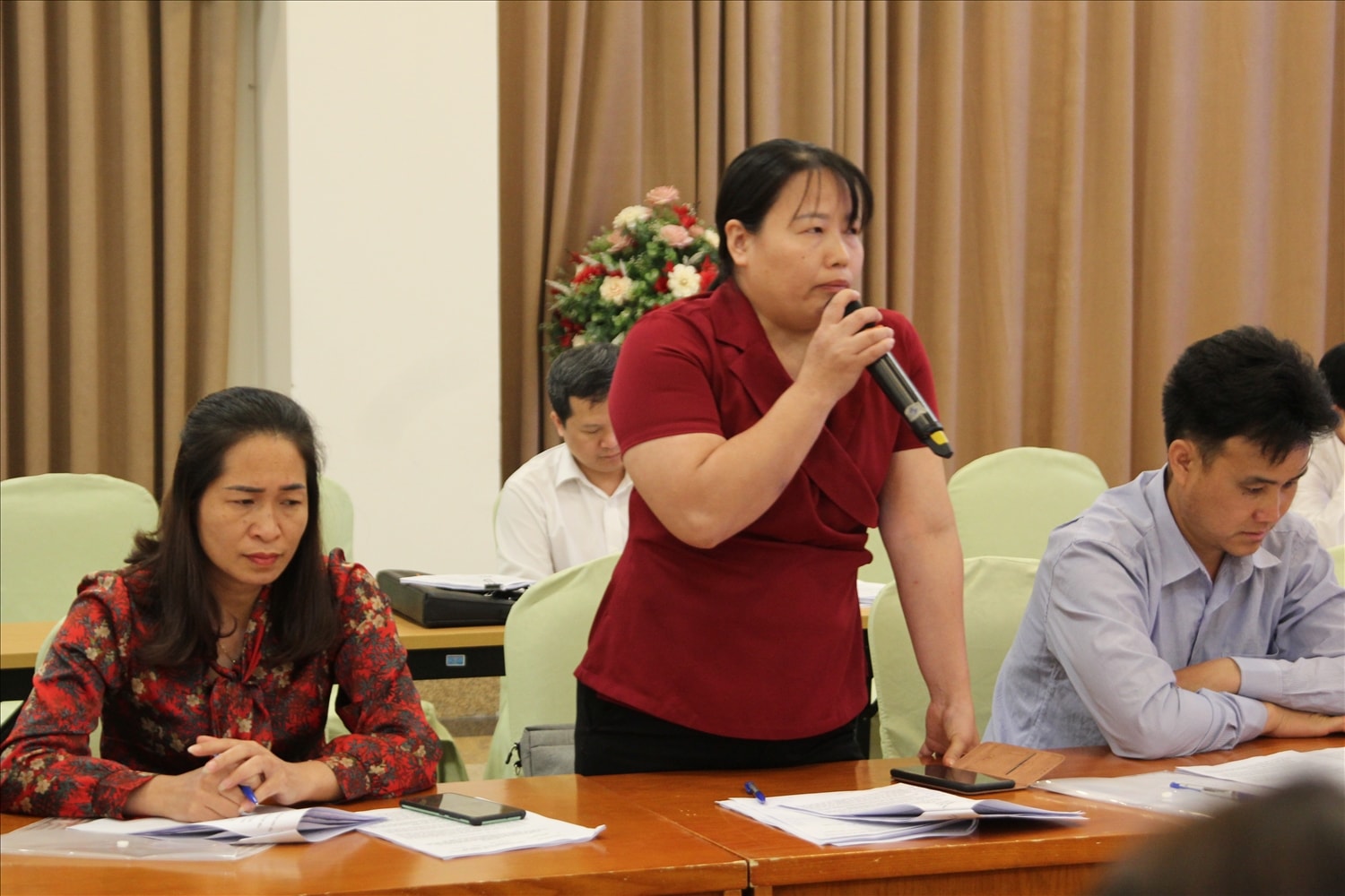 Bà Giàng Thị Phương, Trưởng phòng Dân tộc huyện Mường Nhé, tỉnh Điện Biên, kiến nghị về những bất cập, vướng mắc khi thực hiện chương trình Bà Giàng Thị Phương, Trưởng phòng Dân tộc huyện Mường Nhé, tỉnh Điện Biên, kiến nghị về những bất cập, vướng mắc khi thực hiện chương trình