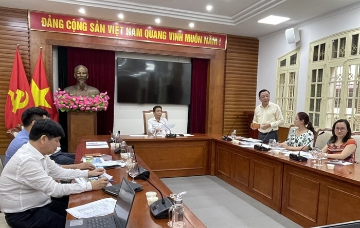 Thứ trưởng Bộ VHTTDL Hoàng Đạo Cương chủ trì buổi làm việc