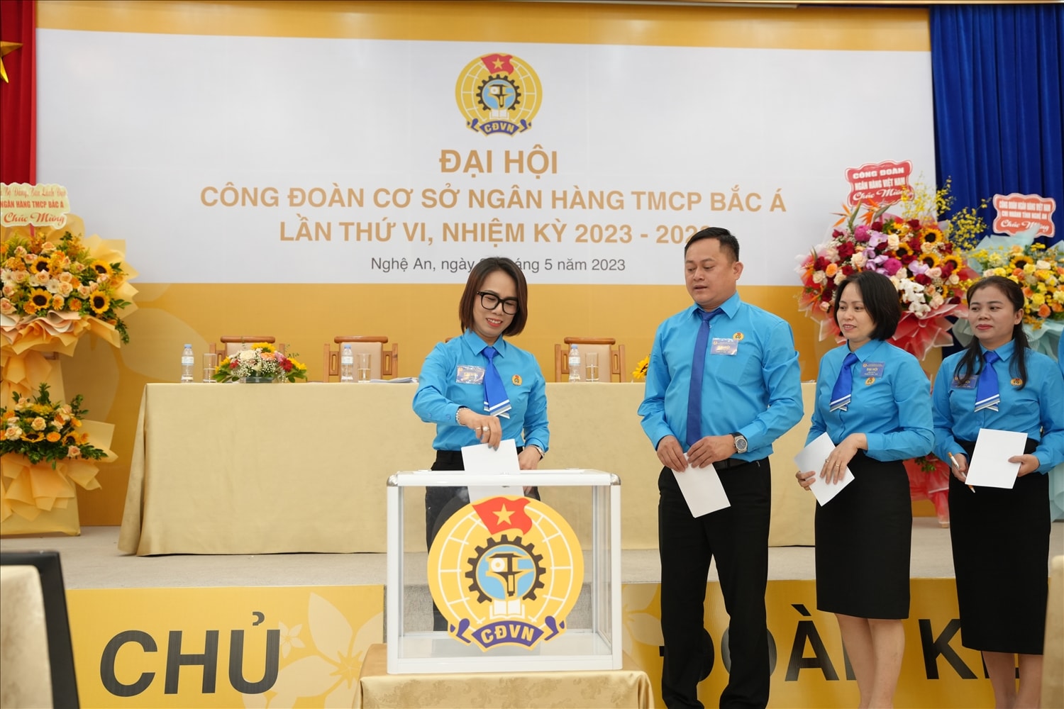 Công đoàn cơ sở BAC A BANK luôn nỗ lực hoàn thành nhiệm vụ chăm lo đời sống người lao động, góp phần đẩy mạnh tăng trưởng kinh doanh