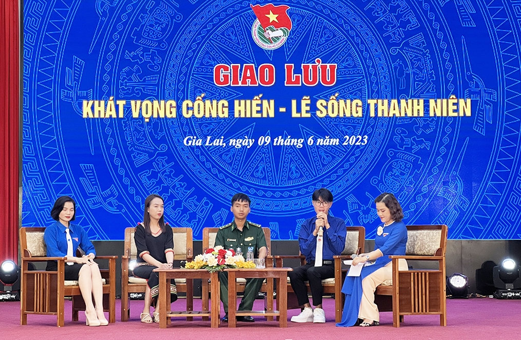 4 thanh niên điển hình trong công tác Đoàn và phong trào thanh thiếu nhi tham gia giao lưu tại Chương trình 