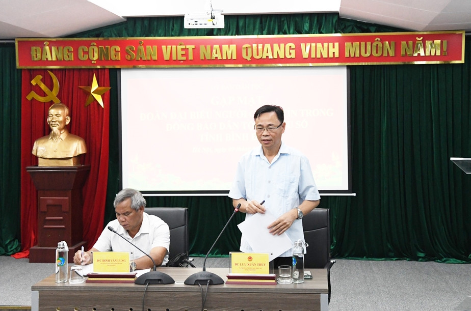 Vụ trưởng Vụ Dân tộc thiểu số Lưu Xuân Thủy phát biểu tại cuộc gặp mặt