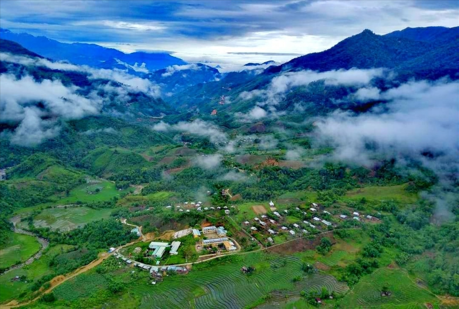 Một góc huyện Nam Trà My- nơi trồng cây dược liệu Sâm Ngọc Linh nổi tiếng cả nước Một góc huyện Nam Trà My- nơi trồng cây dược liệu sâm Ngọc Linh nổi tiếng cả nước