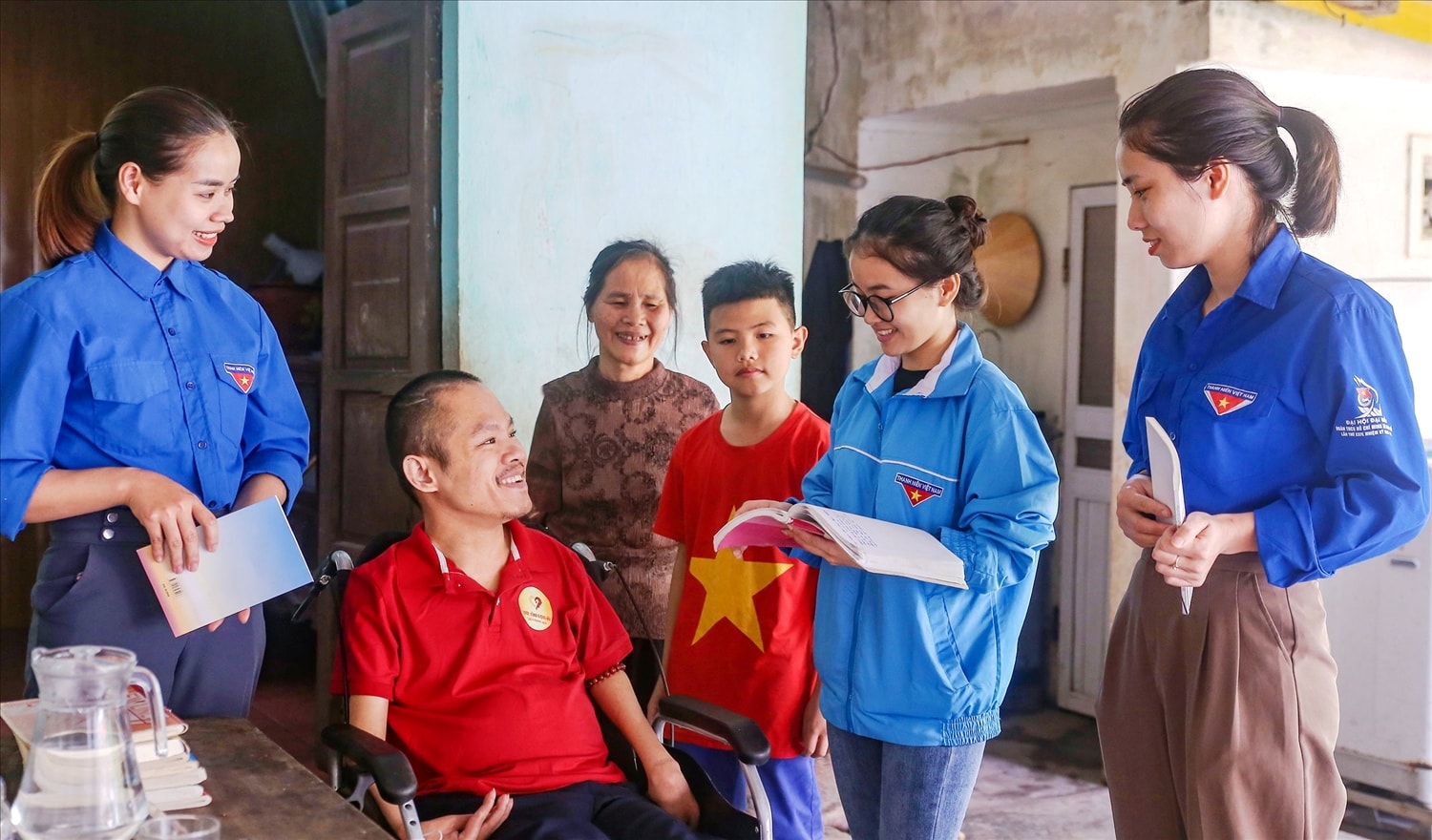 Long chính là nguồn cảm hứng lớn về nghị lực sống Long chính là nguồn cảm hứng lớn về nghị lực sống