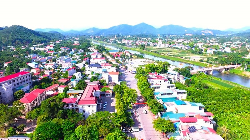 Một góc thị trấn Sơn Dương. Một góc thị trấn Sơn Dương.