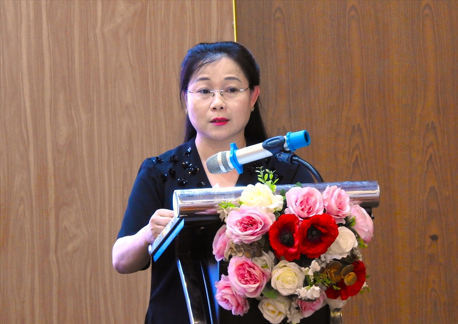 Trưởng Ban Dân tộc tỉnh Hòa Bình Đinh Thị Thảo phát biểu tại Hội nghị Trưởng Ban Dân tộc tỉnh Hòa Bình Đinh Thị Thảo phát biểu tại Hội nghị