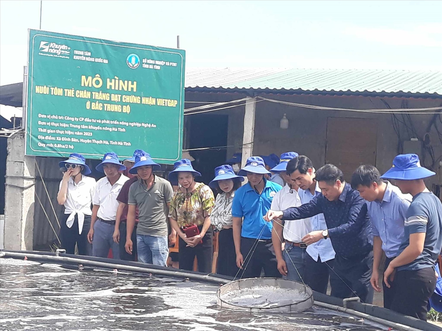 Diễn đàn ứng dụng tiến bộ kỹ thuật vào nuôi tôm tại các tỉnh Duyên hải miền Trung 2 Diễn đàn ứng dụng tiến bộ kỹ thuật vào nuôi tôm tại các tỉnh Duyên hải miền Trung 2