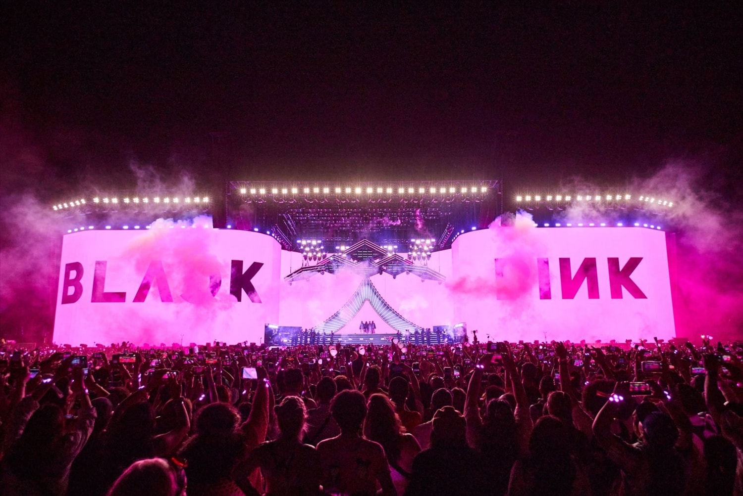 Nhóm nhạc nữ Blackpink gồm 4 thành viên sẽ đến Việt Nam biểu diễn vào cuối tháng 7. Ảnh: Blackpink Nhóm nhạc nữ Blackpink gồm 4 thành viên sẽ đến Việt Nam biểu diễn vào cuối tháng 7. Ảnh: Blackpink