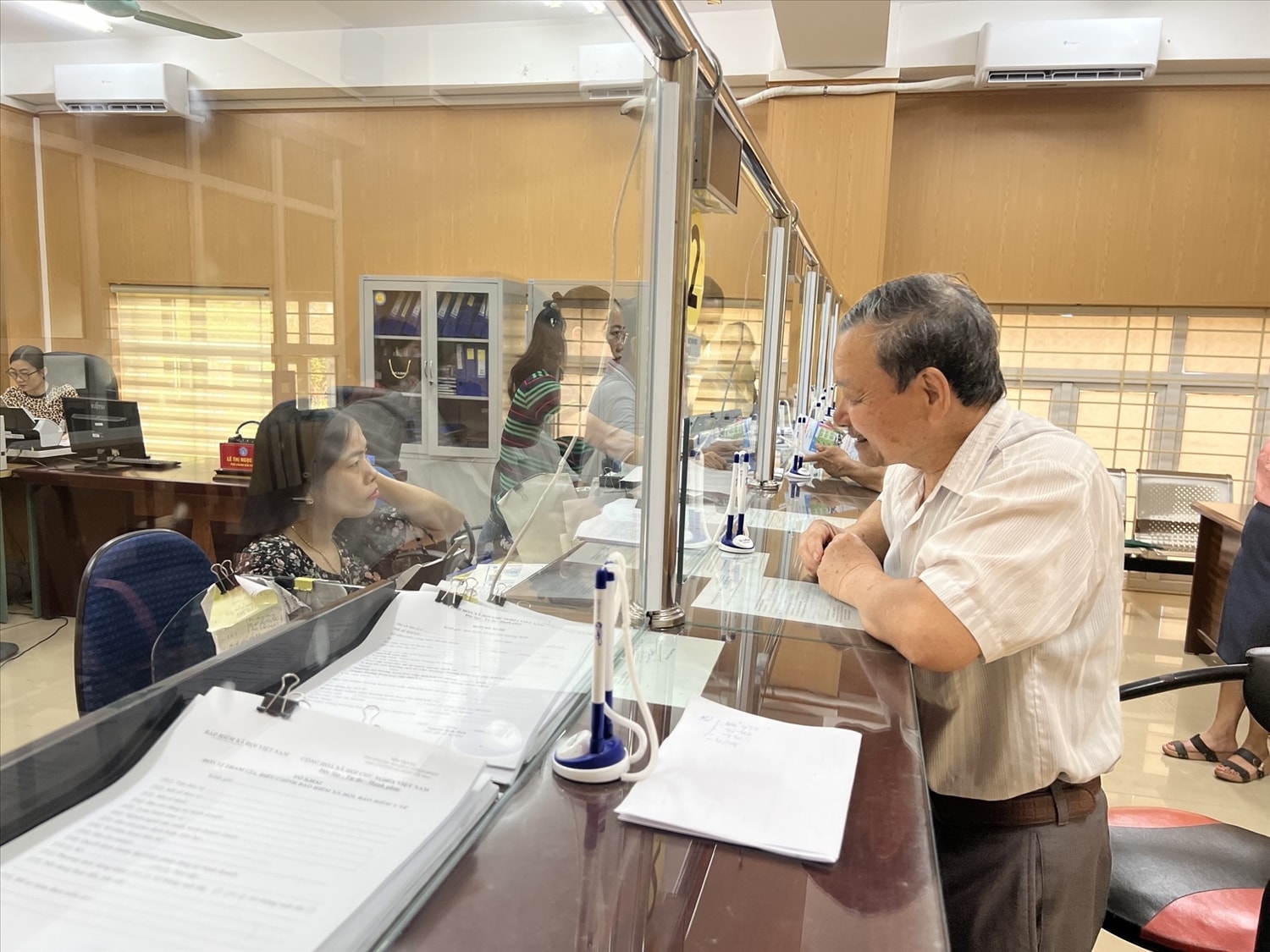 (Chuyên Đề) Xác định mục tiêu BHYT, BHXH là trụ cột chính sách an sinh xã hội  2